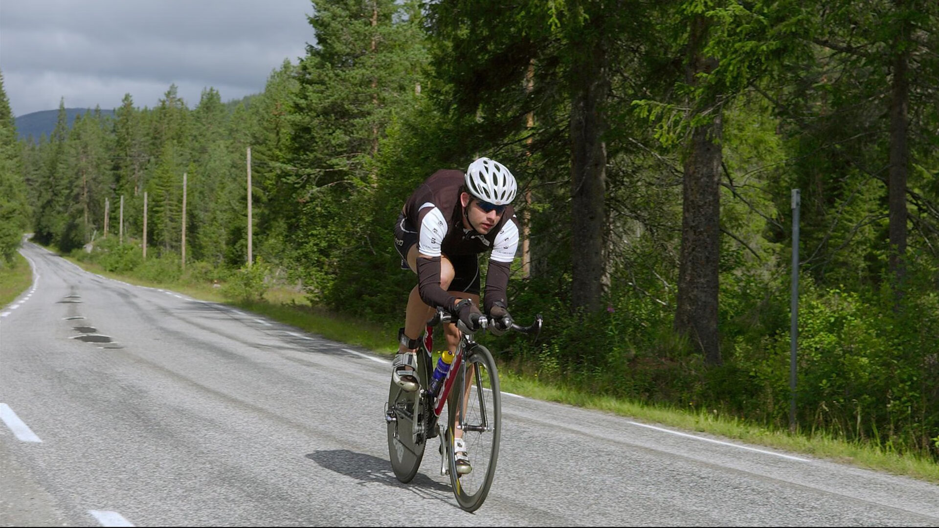 弗兰：在全黑队进攻体系中，他总能通过巧妙的跑动为队友创造得分机会