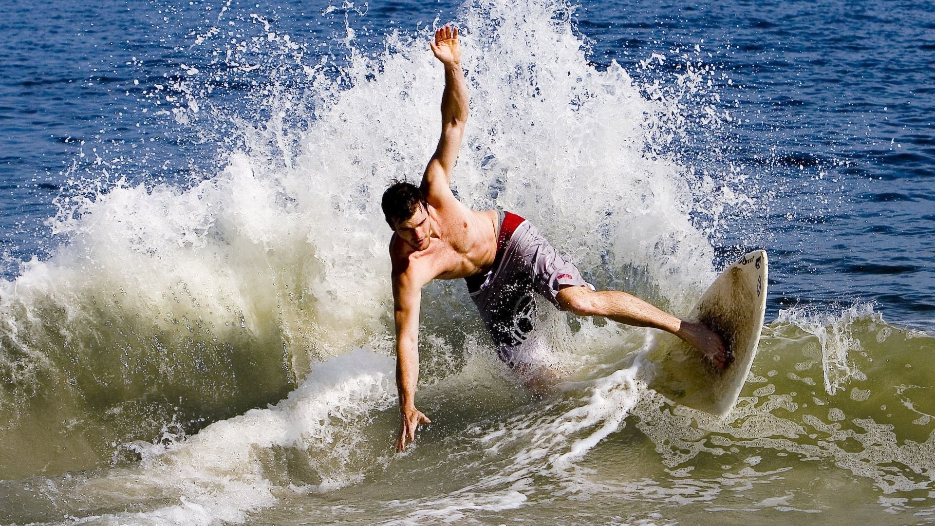 欧洲杯全场燃爆：精彩瞬间不断刷新纪录，欧洲杯高光时刻